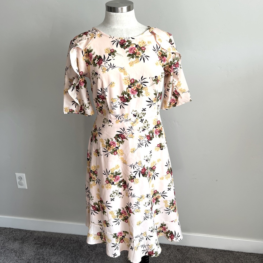 DOWNEAST Peach Floral summer midi dress - beautiful midi dress